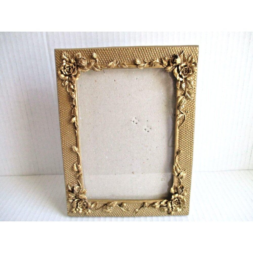 *Delicate Gold Relief Roses Adorn Photo Frame Table Top